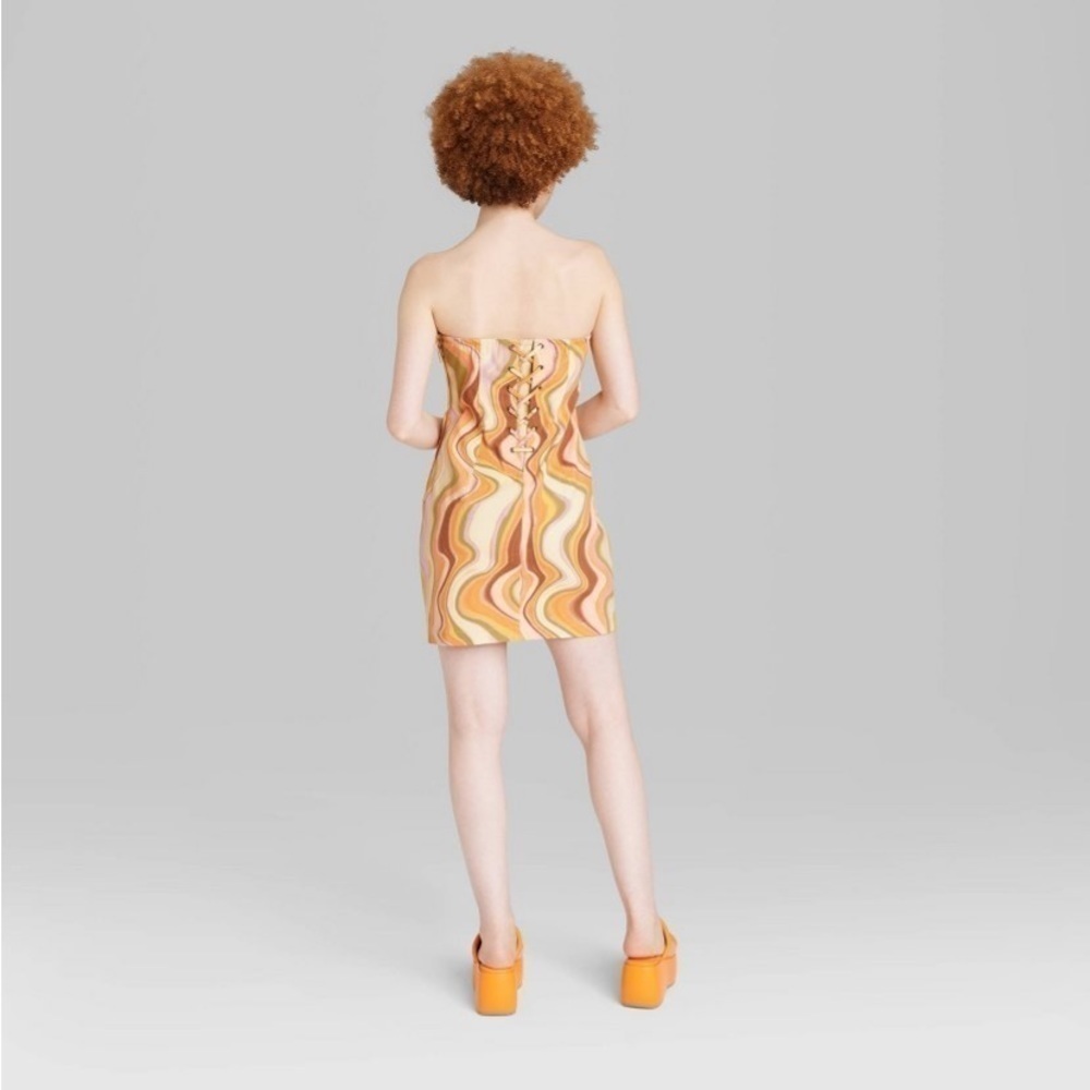 Women's Twill Tube Bodycon Dress - Wild
Fable Neutral Wave - Picture 3 of 8